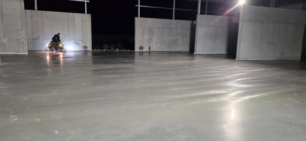 viber_image_2025-09-30_14-30-47-952 Grindų betonavimo darbai sandėlyje